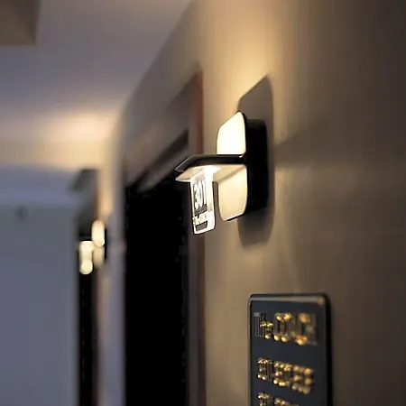 The Coach Hotel *