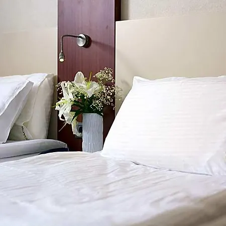 The Coach Hotel
